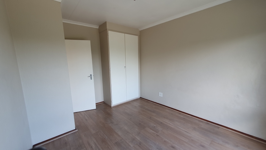 2 Bedroom Property for Sale in South Crest Gauteng