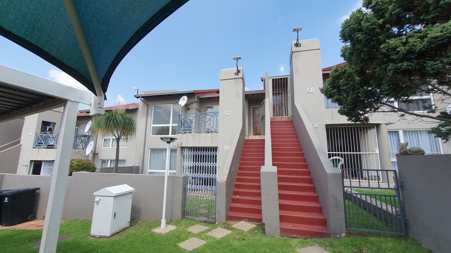 2 Bedroom Property for Sale in South Crest Gauteng