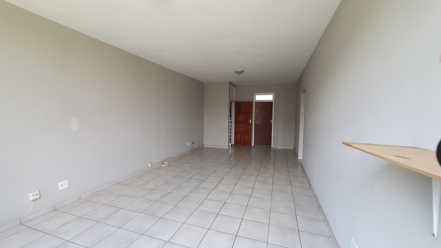 2 Bedroom Property for Sale in South Crest Gauteng