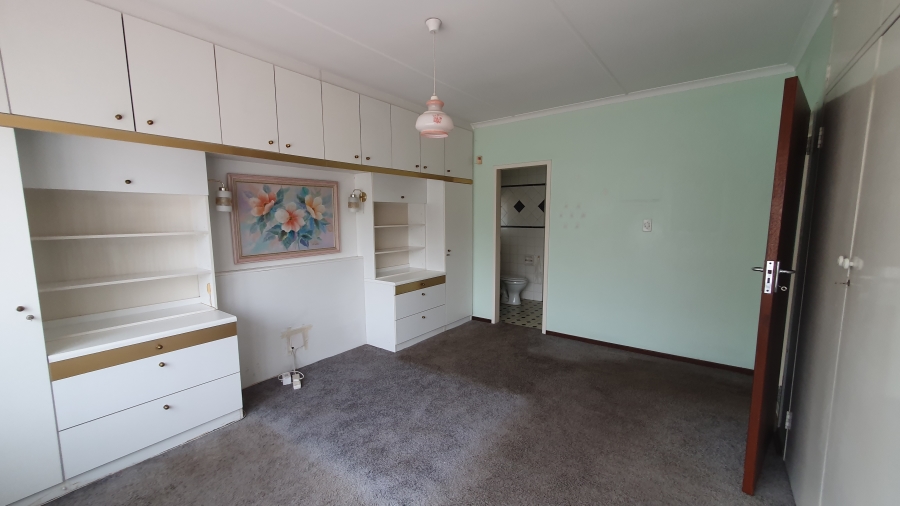 4 Bedroom Property for Sale in Albemarle Gauteng