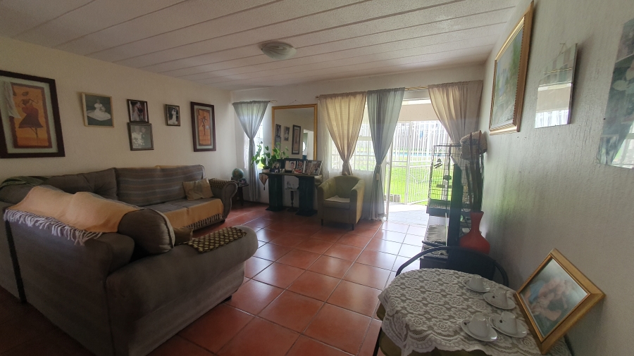 2 Bedroom Property for Sale in Meyersdal Gauteng