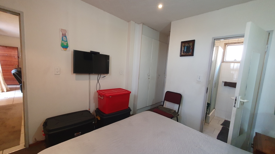 2 Bedroom Property for Sale in Glenanda Gauteng