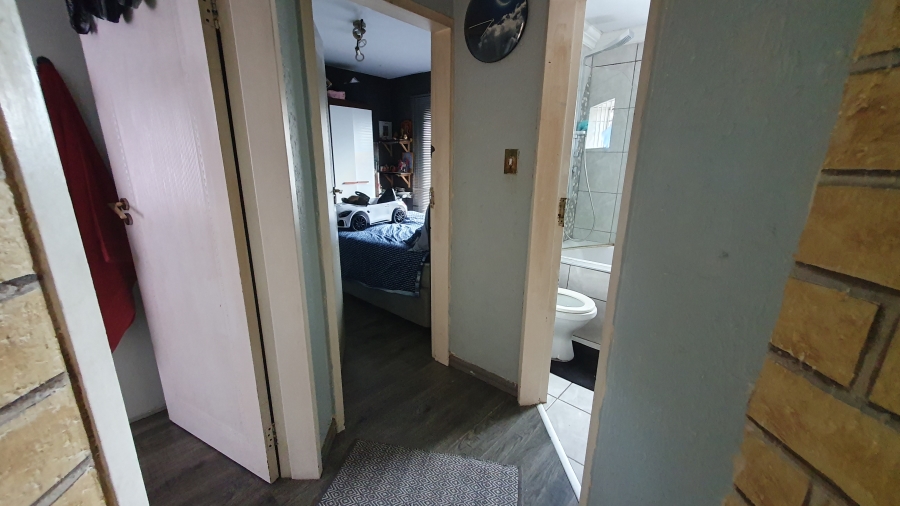 2 Bedroom Property for Sale in Winchester Hills Gauteng