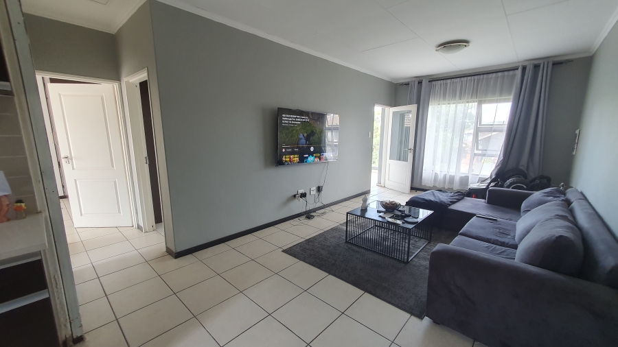 2 Bedroom Property for Sale in Gleneagles Gauteng