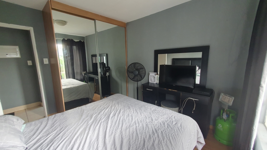 3 Bedroom Property for Sale in Verwoerdpark Gauteng