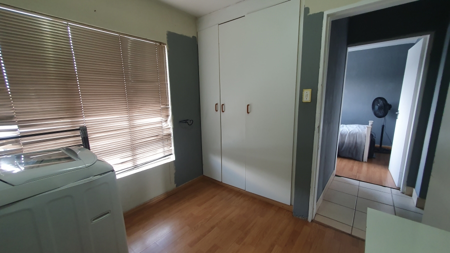 3 Bedroom Property for Sale in Verwoerdpark Gauteng