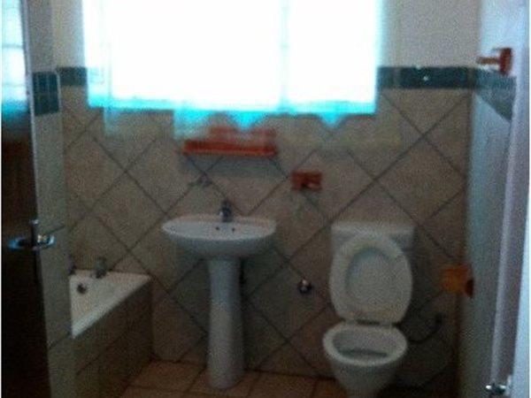 To Let 3 Bedroom Property for Rent in Primrose Gauteng