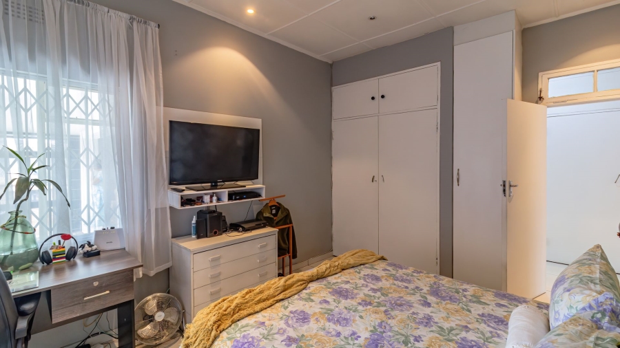 3 Bedroom Property for Sale in Linmeyer Gauteng