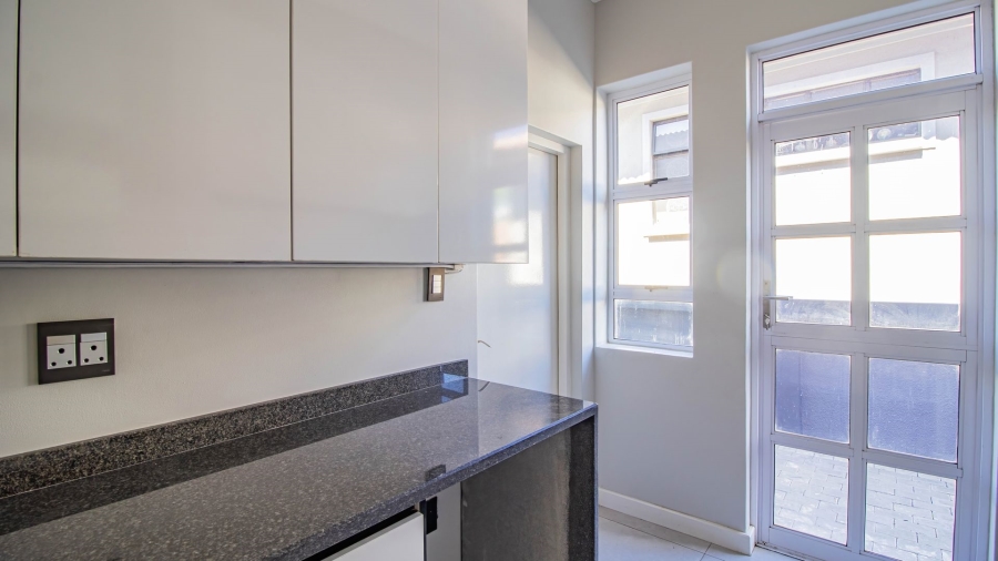 4 Bedroom Property for Sale in Aspen Hills Gauteng