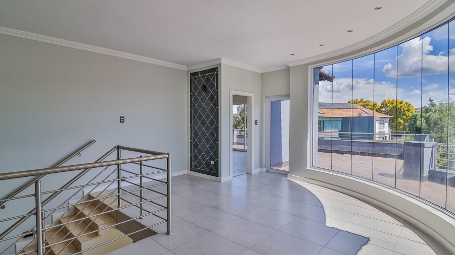 4 Bedroom Property for Sale in Aspen Hills Gauteng