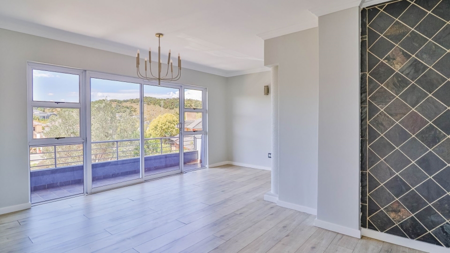 4 Bedroom Property for Sale in Aspen Hills Gauteng