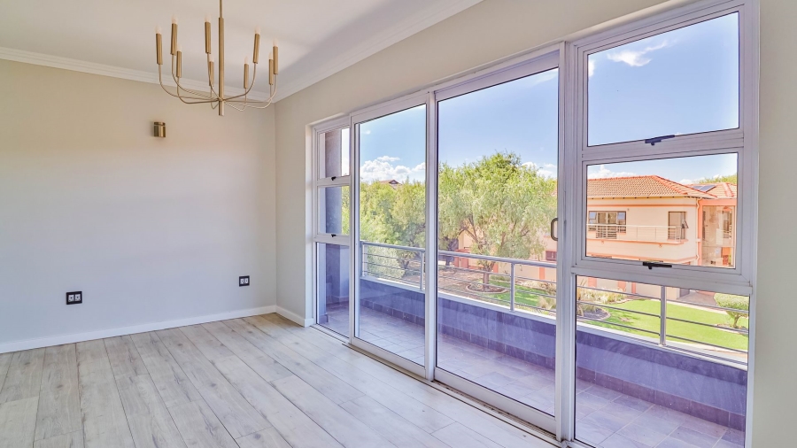 4 Bedroom Property for Sale in Aspen Hills Gauteng