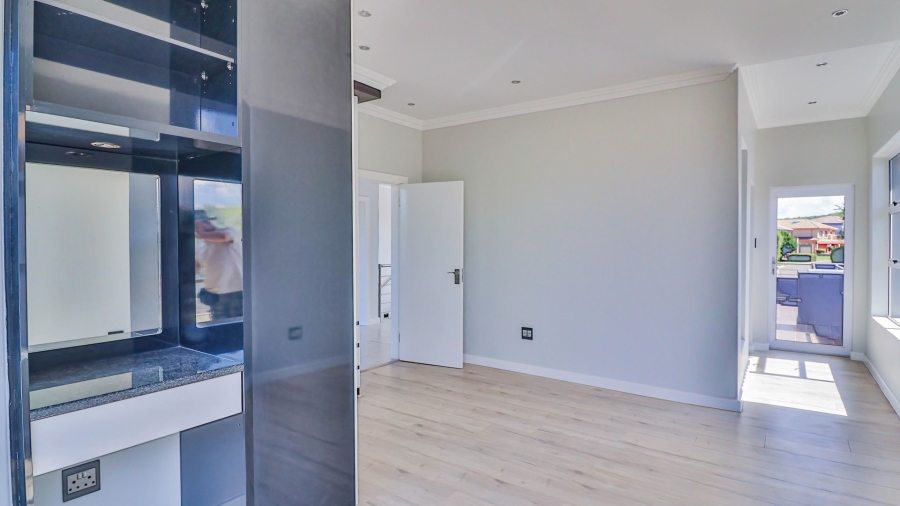 4 Bedroom Property for Sale in Aspen Hills Gauteng