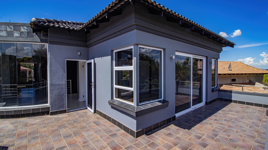 4 Bedroom Property for Sale in Aspen Hills Gauteng