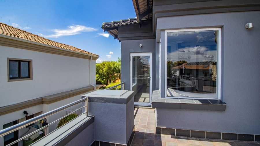 4 Bedroom Property for Sale in Aspen Hills Gauteng