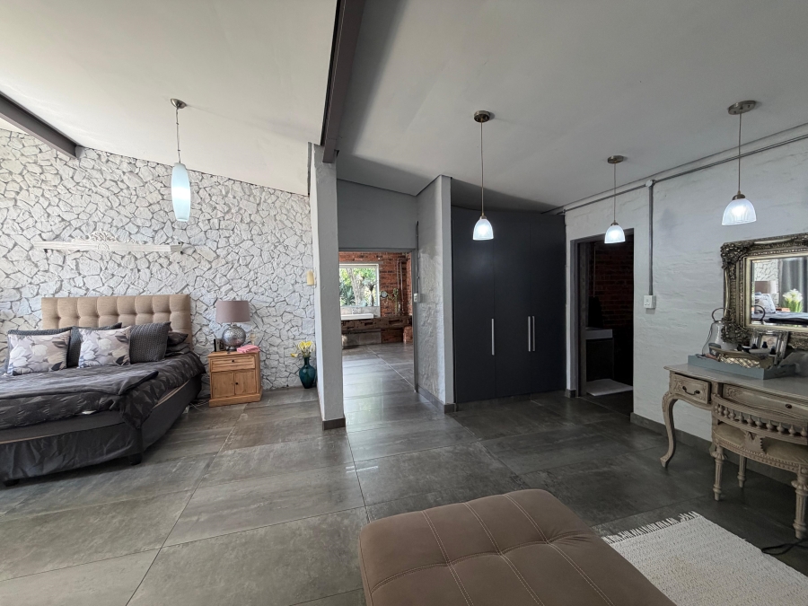 5 Bedroom Property for Sale in Blue Saddle Ranches Gauteng