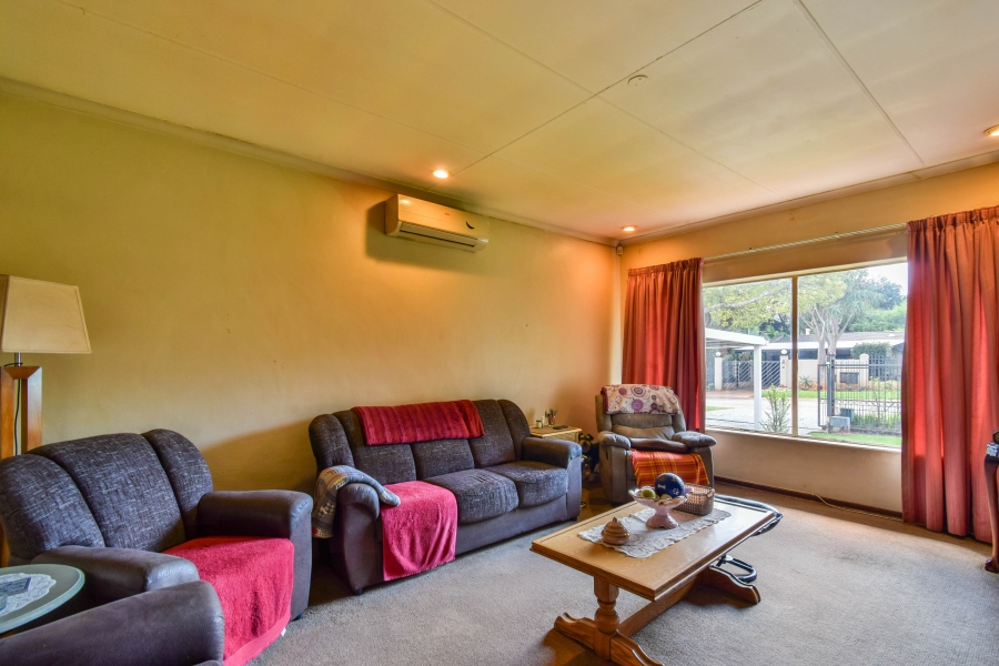 4 Bedroom Property for Sale in Wingate Park Gauteng