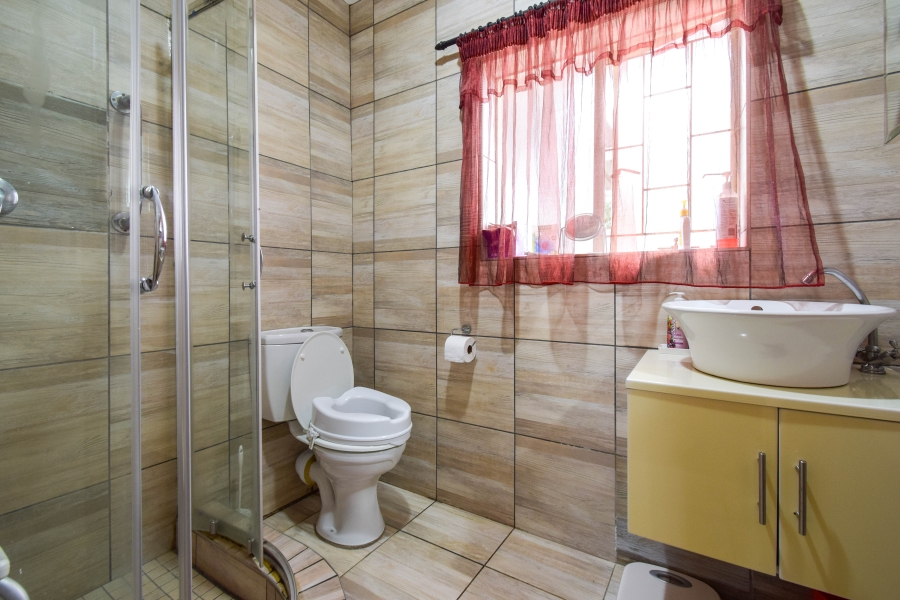 4 Bedroom Property for Sale in Wingate Park Gauteng