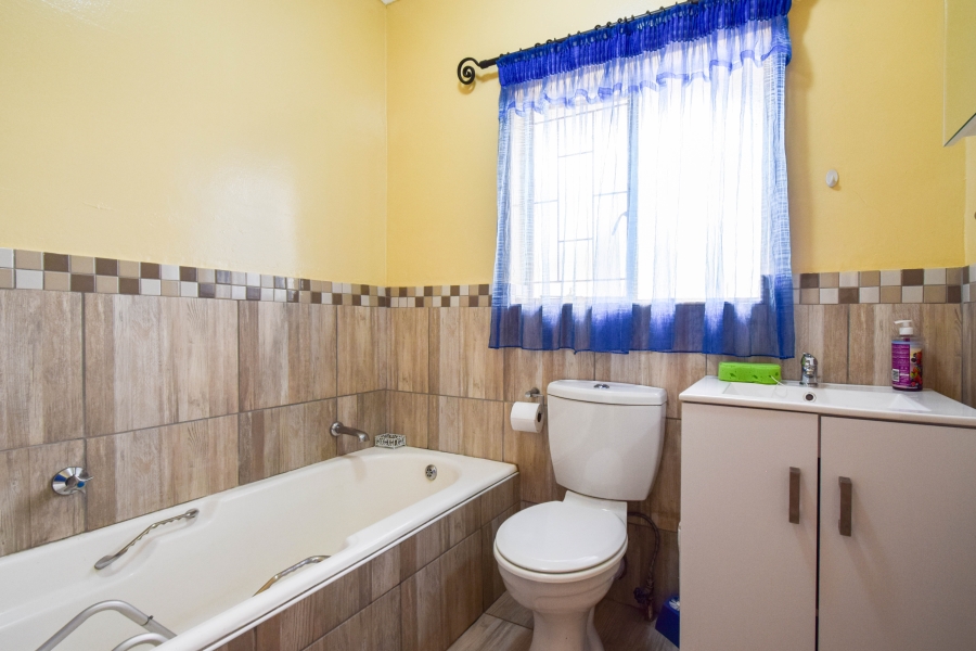 4 Bedroom Property for Sale in Wingate Park Gauteng