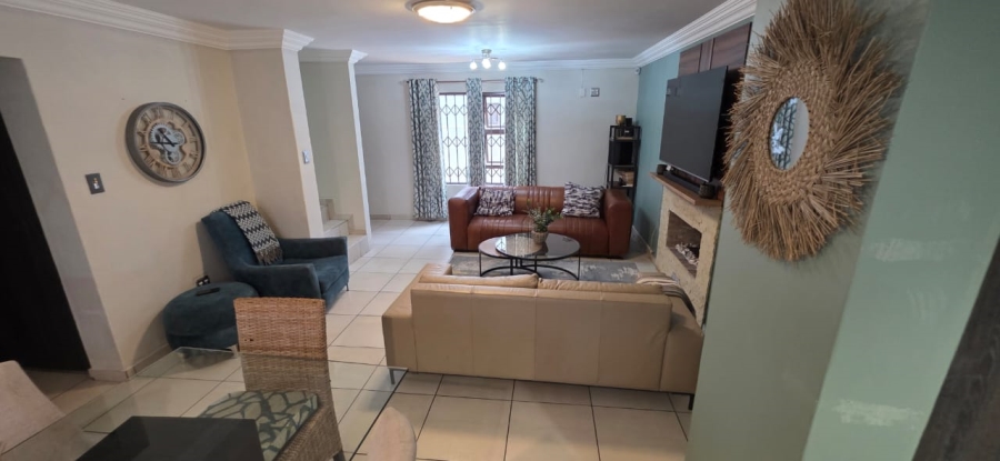 4 Bedroom Property for Sale in Annlin Gauteng