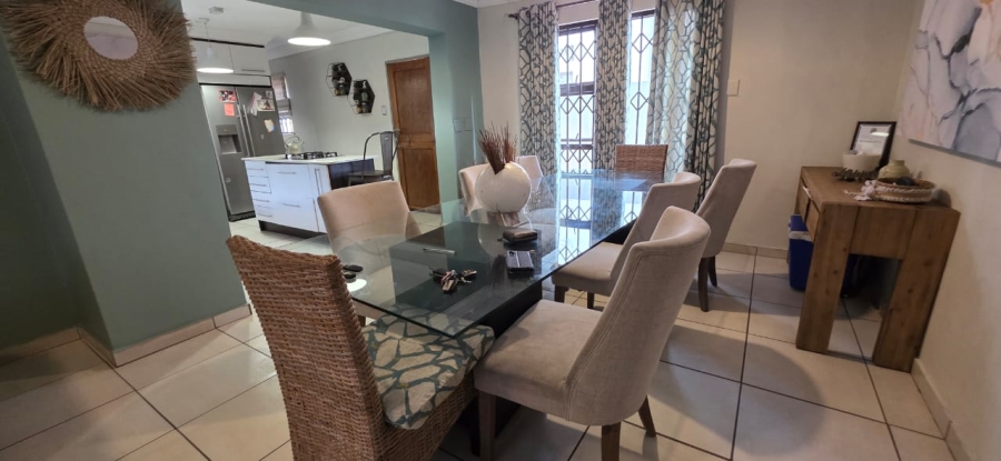 4 Bedroom Property for Sale in Annlin Gauteng