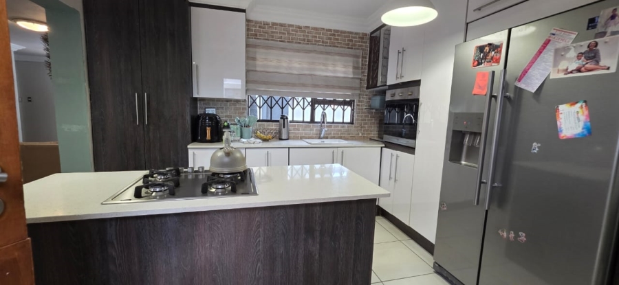 4 Bedroom Property for Sale in Annlin Gauteng