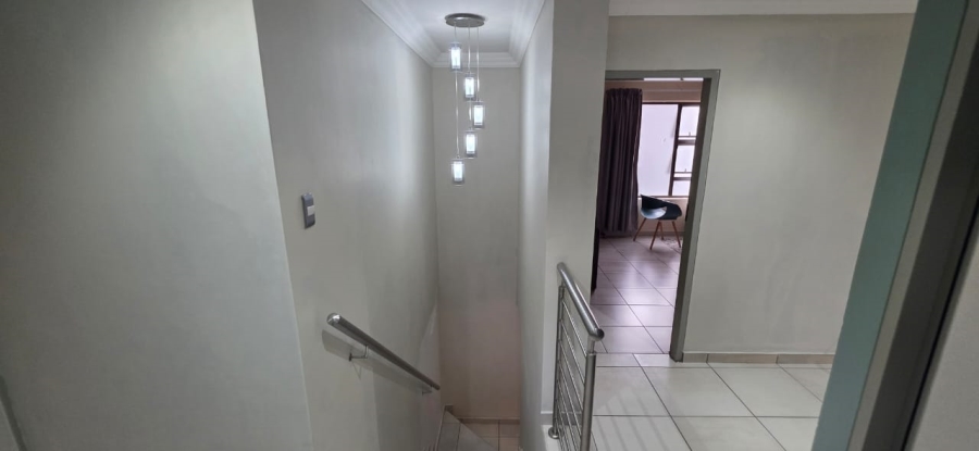 4 Bedroom Property for Sale in Annlin Gauteng