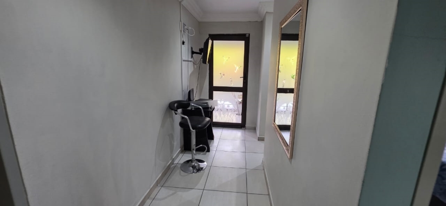 4 Bedroom Property for Sale in Annlin Gauteng