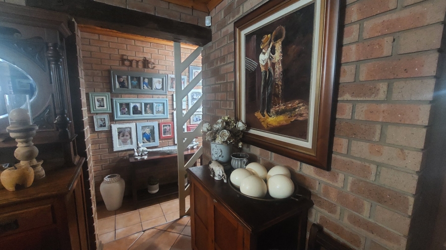 4 Bedroom Property for Sale in Greenhills Gauteng