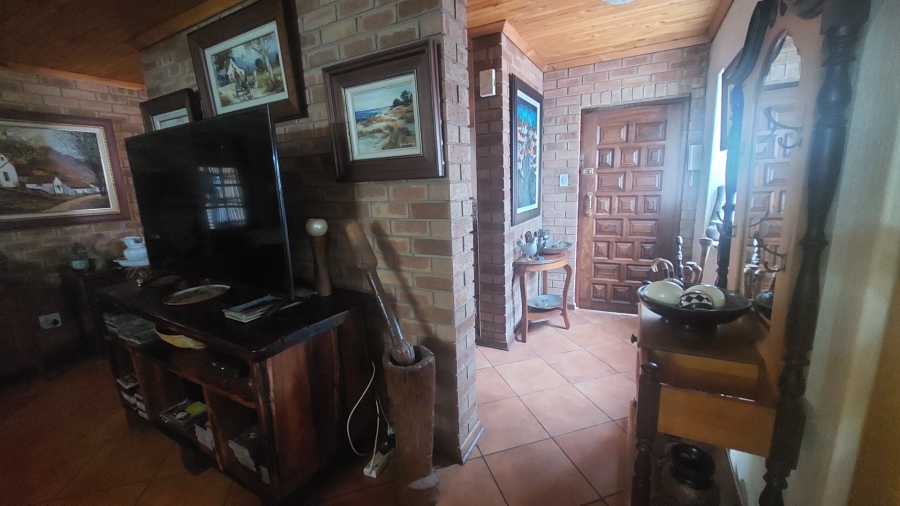 4 Bedroom Property for Sale in Greenhills Gauteng