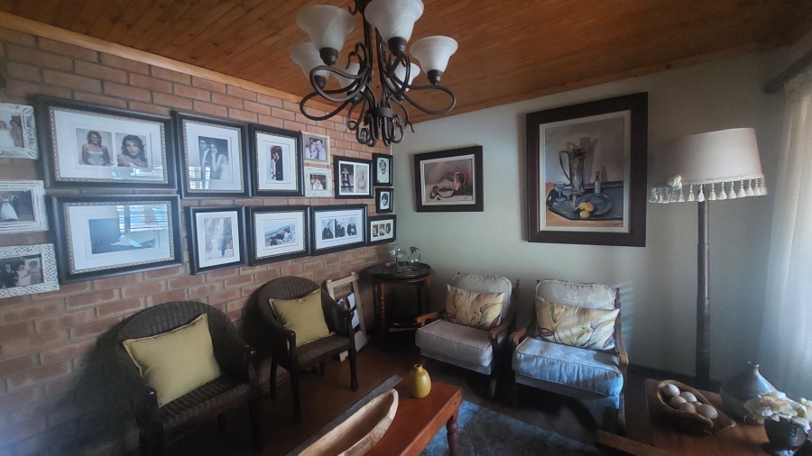 4 Bedroom Property for Sale in Greenhills Gauteng