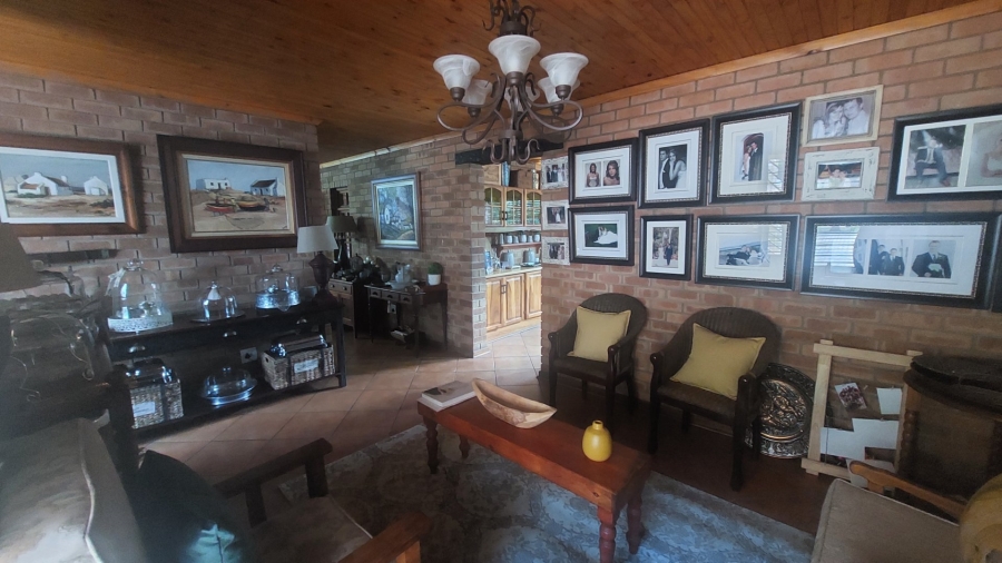 4 Bedroom Property for Sale in Greenhills Gauteng