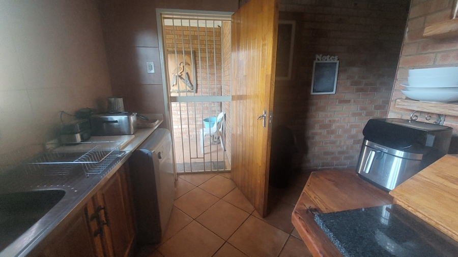 4 Bedroom Property for Sale in Greenhills Gauteng
