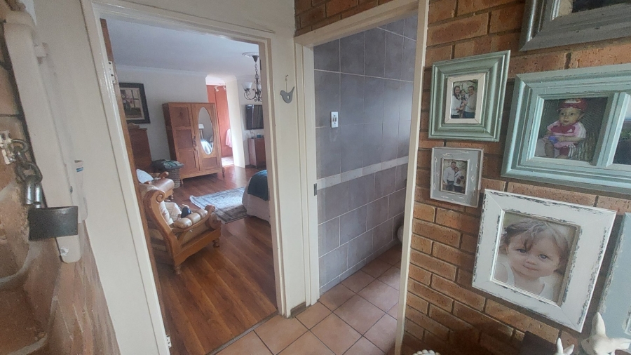 4 Bedroom Property for Sale in Greenhills Gauteng