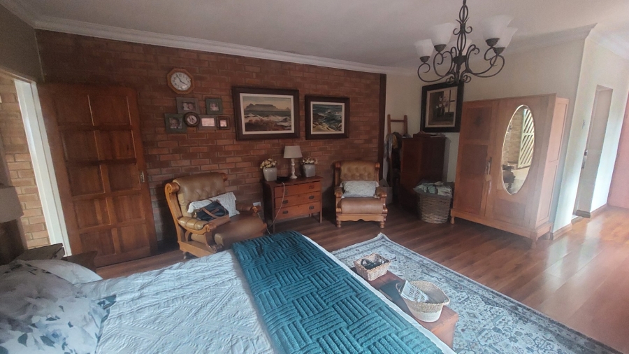 4 Bedroom Property for Sale in Greenhills Gauteng