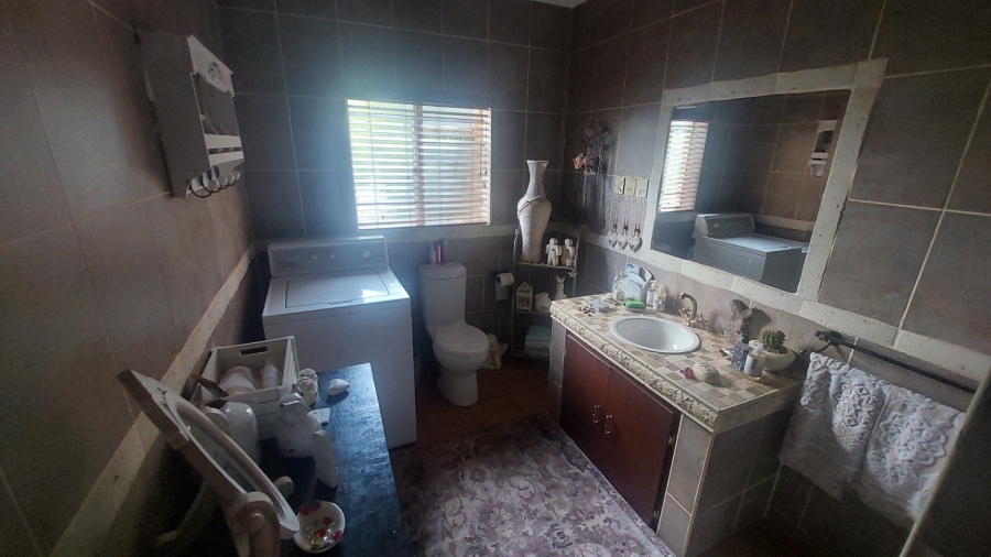 4 Bedroom Property for Sale in Greenhills Gauteng