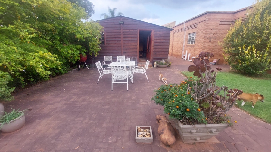 4 Bedroom Property for Sale in Greenhills Gauteng