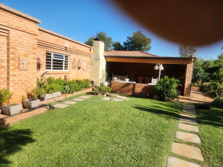 4 Bedroom Property for Sale in Greenhills Gauteng