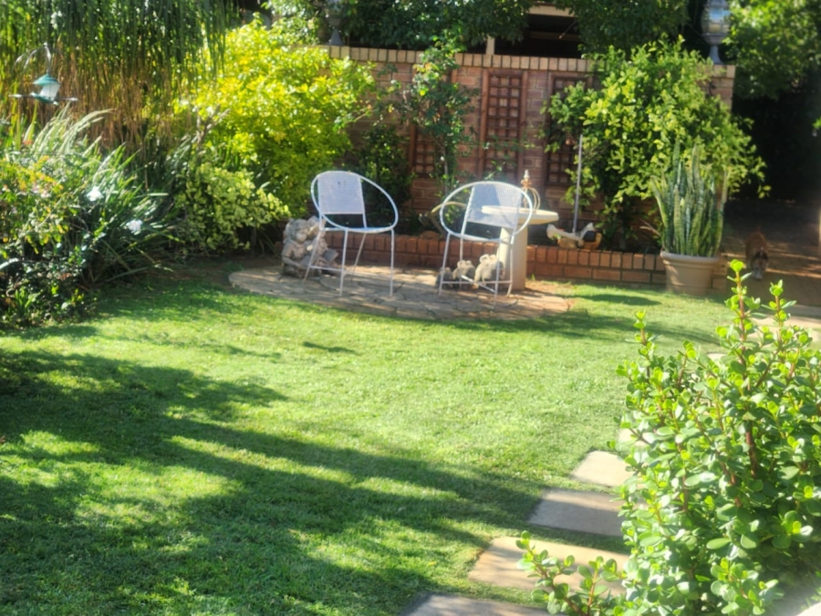 4 Bedroom Property for Sale in Greenhills Gauteng