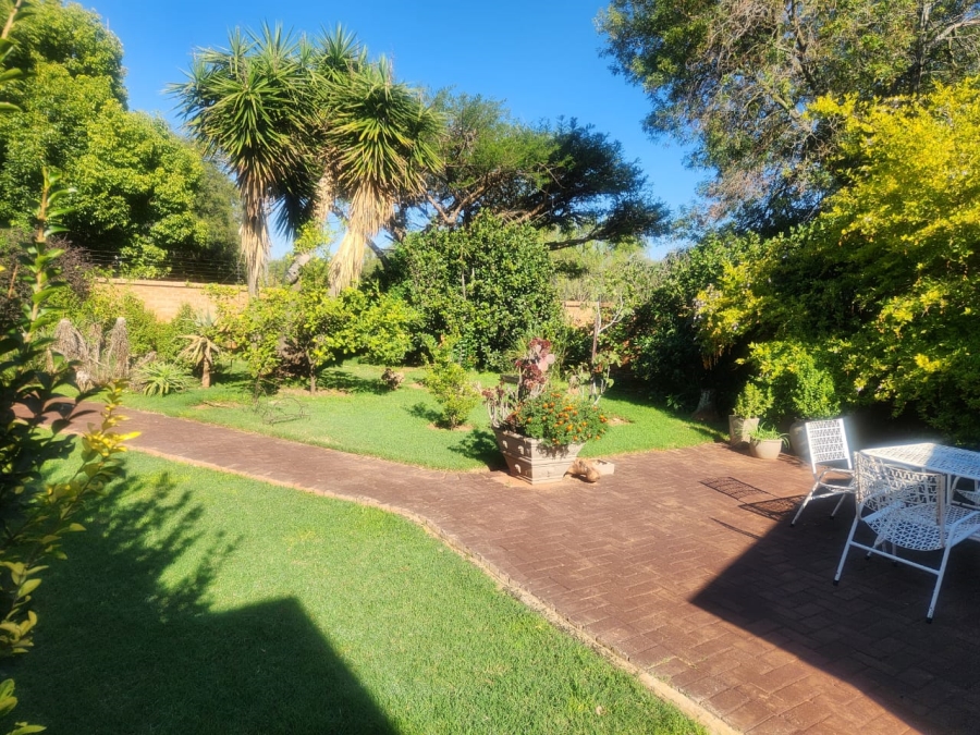 4 Bedroom Property for Sale in Greenhills Gauteng