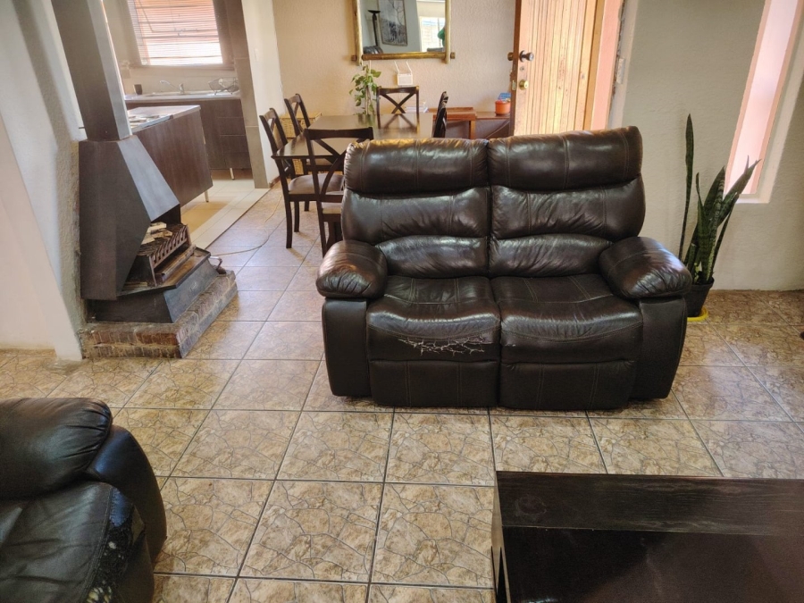 3 Bedroom Property for Sale in Roodepoort West Gauteng