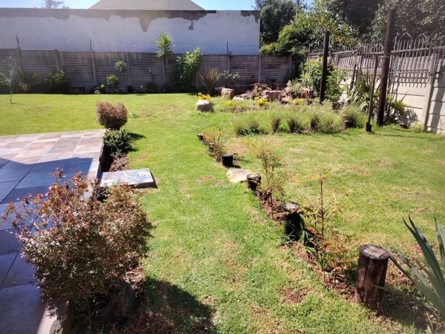 3 Bedroom Property for Sale in Roodepoort West Gauteng