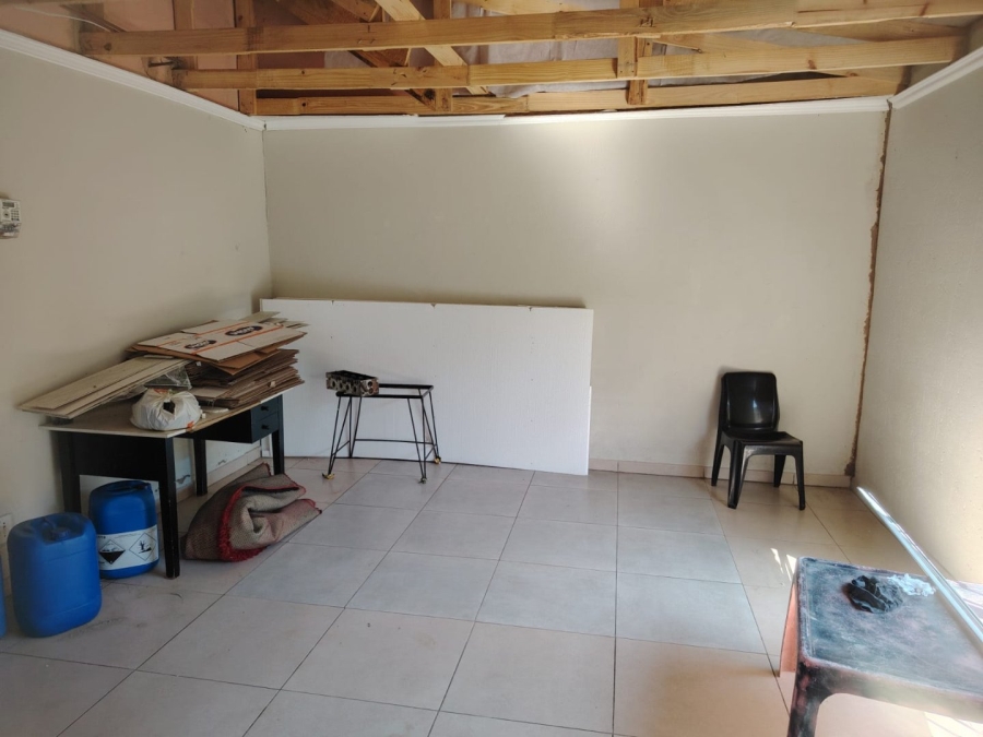 3 Bedroom Property for Sale in Roodepoort West Gauteng