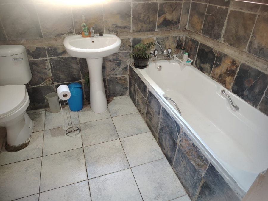 3 Bedroom Property for Sale in Roodepoort West Gauteng