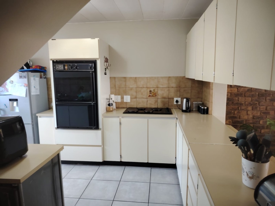 3 Bedroom Property for Sale in Florida Park Gauteng