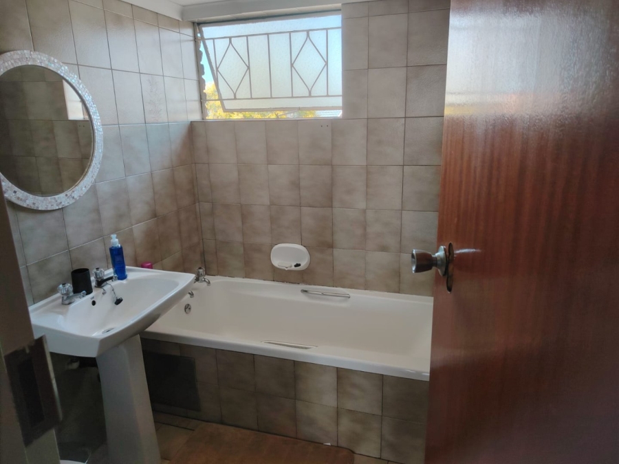 3 Bedroom Property for Sale in Florida Park Gauteng