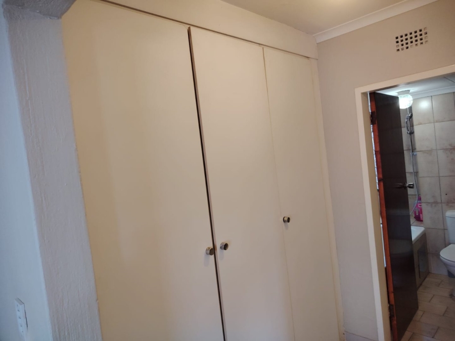 3 Bedroom Property for Sale in Florida Park Gauteng