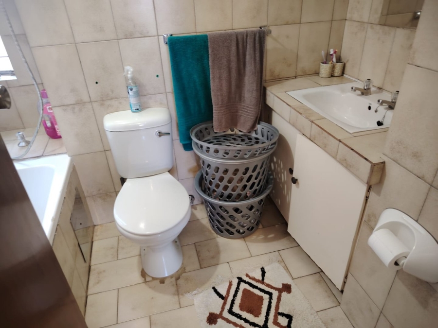 3 Bedroom Property for Sale in Florida Park Gauteng