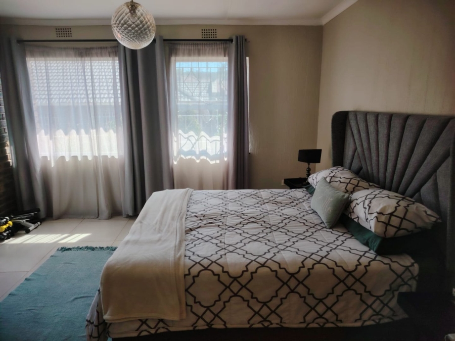 3 Bedroom Property for Sale in Florida Park Gauteng