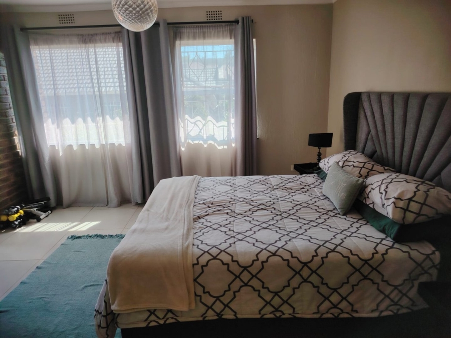 3 Bedroom Property for Sale in Florida Park Gauteng